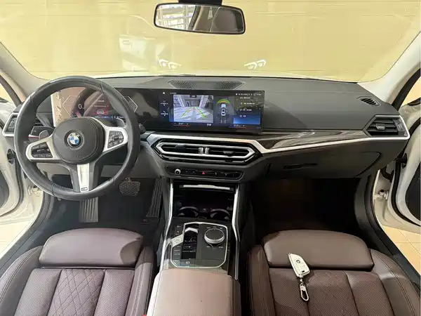 BMW 3 Series 2024