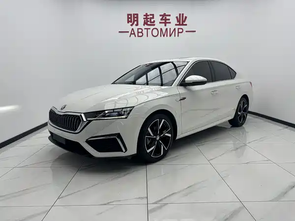 Skoda Octavia 2023