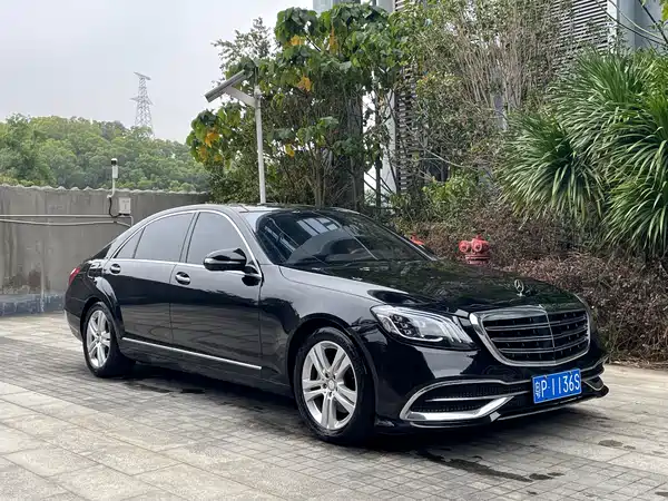 Mercedes-Benz S-Class 2009