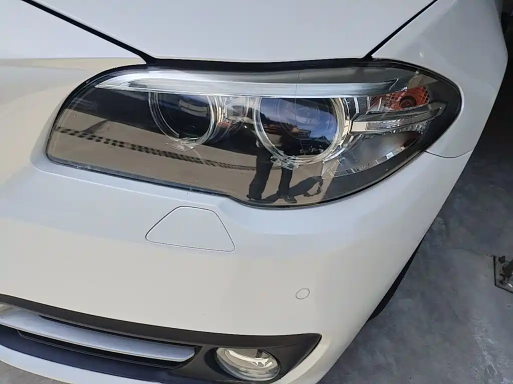 BMW 5 Series 2016 — фото 24
