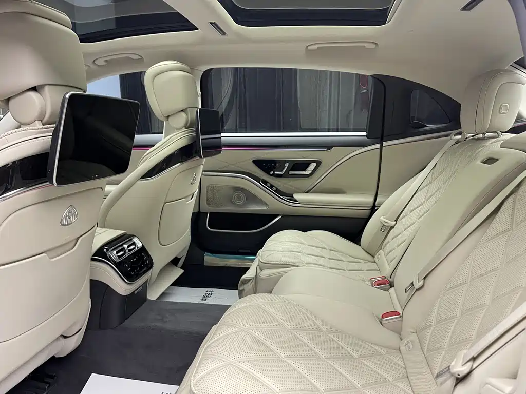 Mercedes-Benz Maybach S-Class 2022 — фото 8