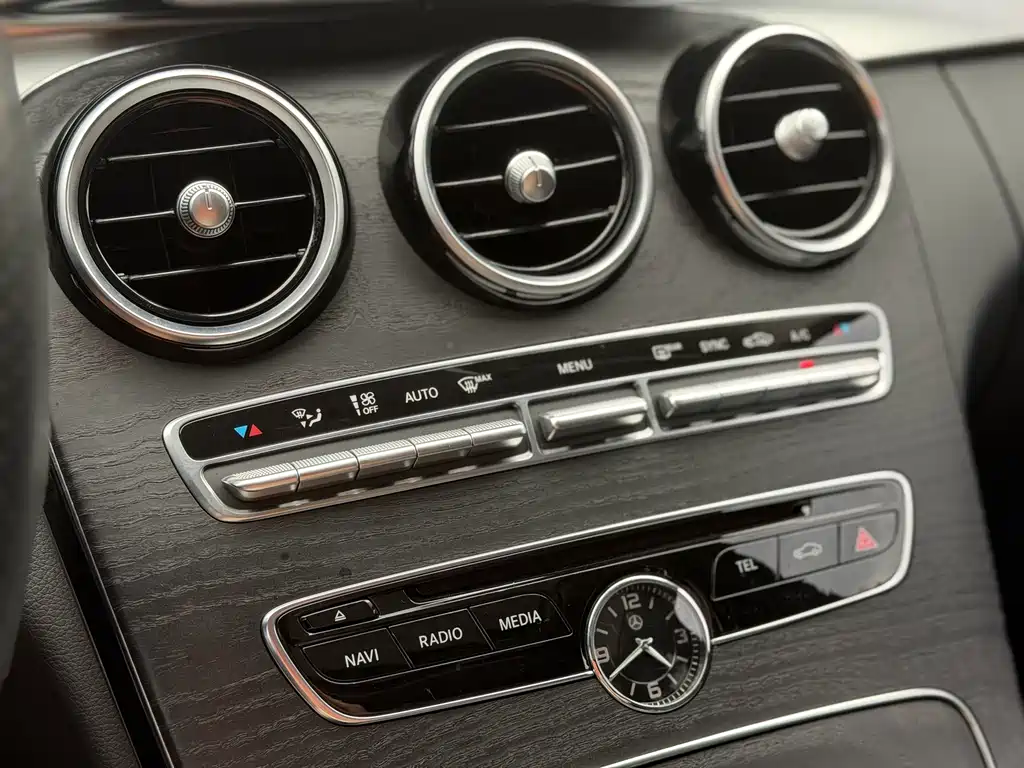 Mercedes-Benz C-Class 2017 — фото 20