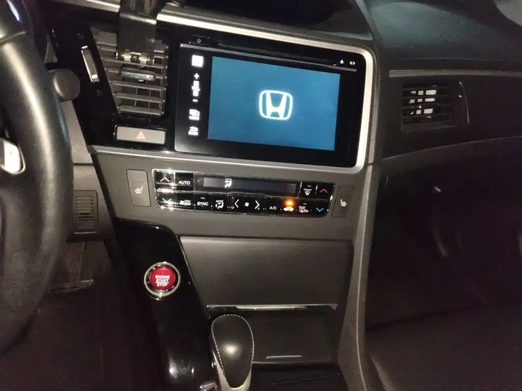 Honda Spirior 2016 — фото 9