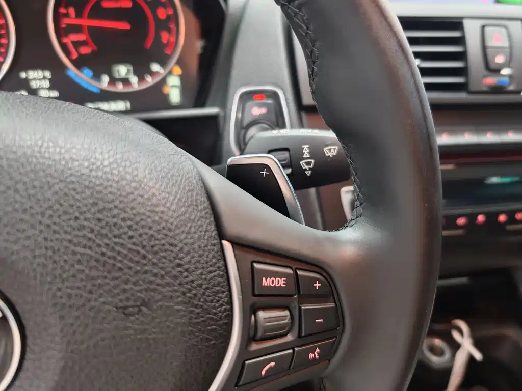 BMW 1 Series 2013 — фото 22