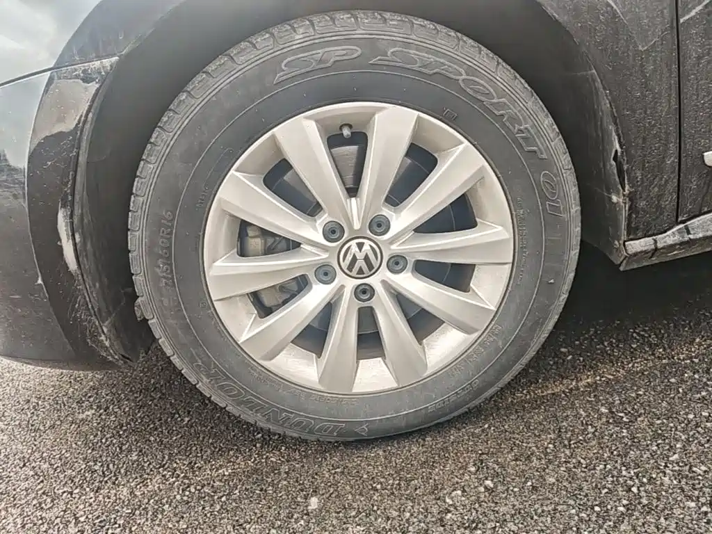Volkswagen Passat 2015 — фото 23