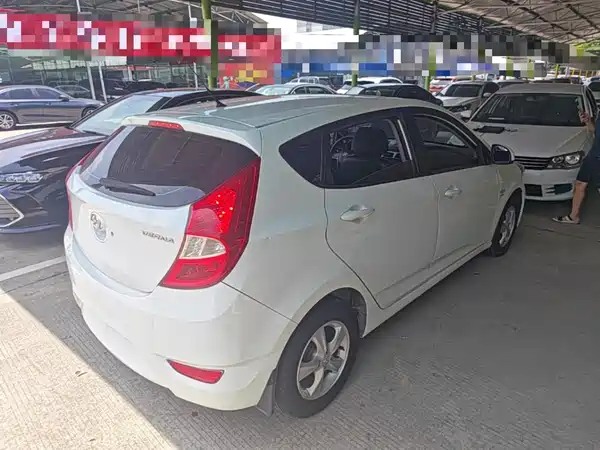 Hyundai Rui Yi 2014