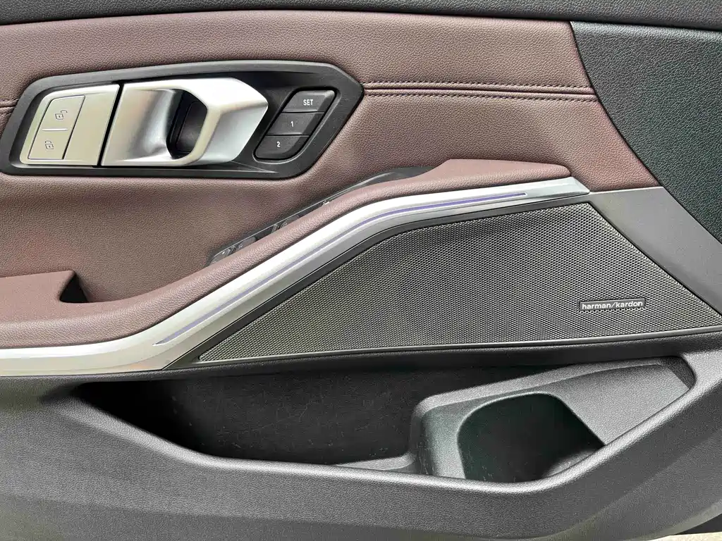 BMW 3 Series 2020 — фото 15