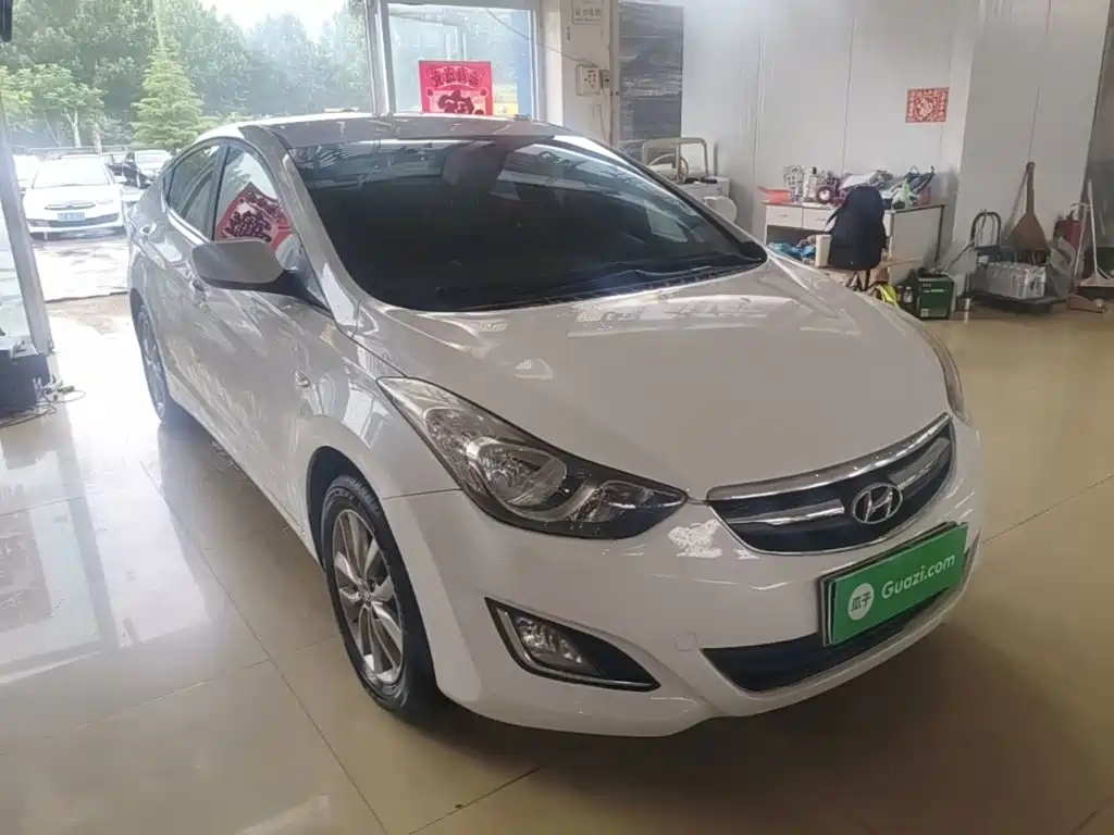 Hyundai Elantra 2016