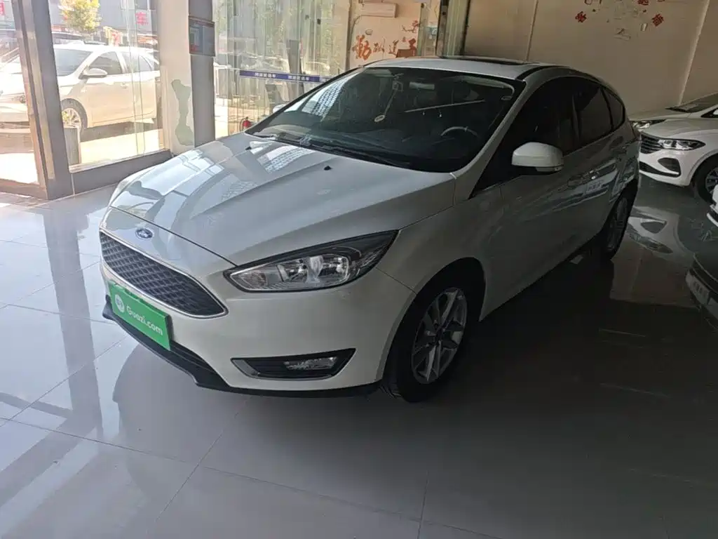 Ford Focus 2016 — фото 1