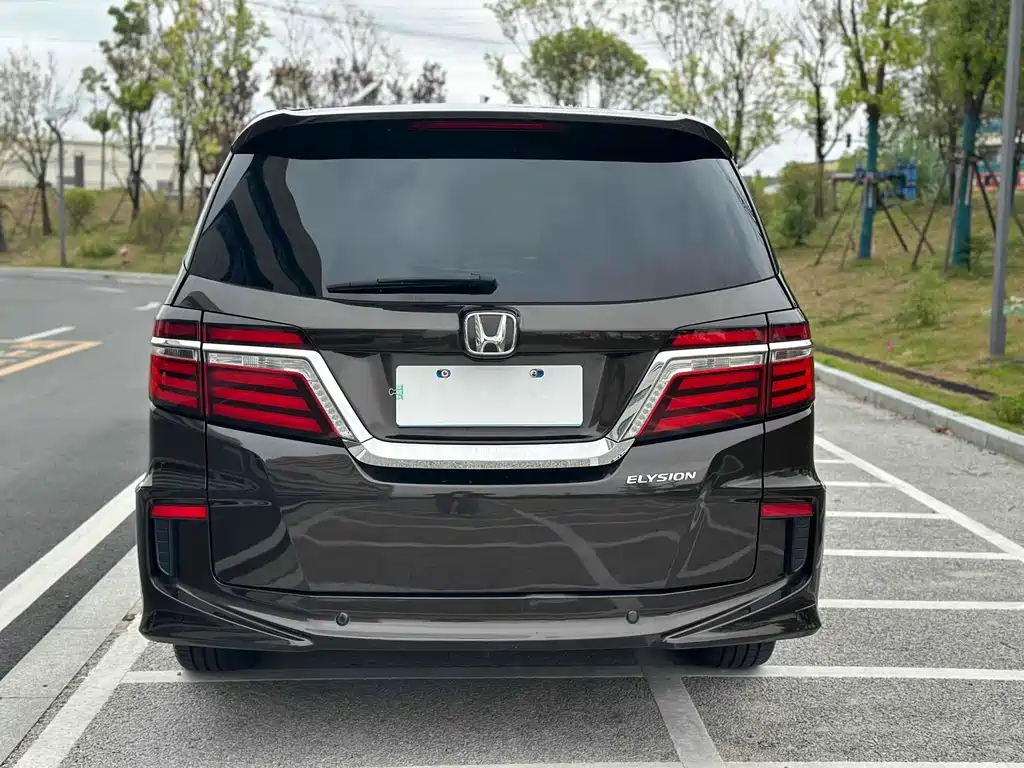 Honda Elysion 2019 — фото 14