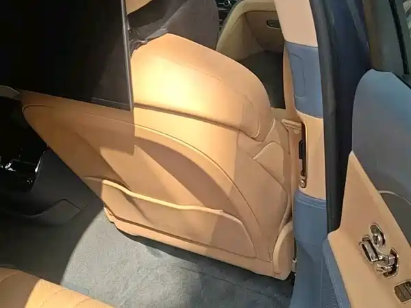 Bentley Flying Spur 2023