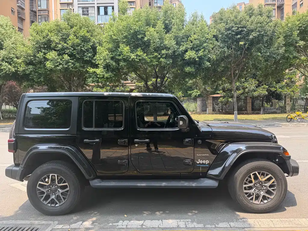 Jeep Wrangler PHEV 2021 — фото 5