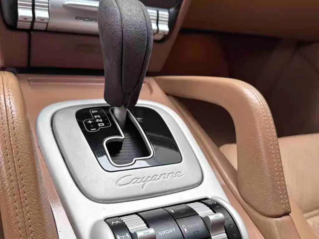 Porsche Cayenne 2008 — фото 10