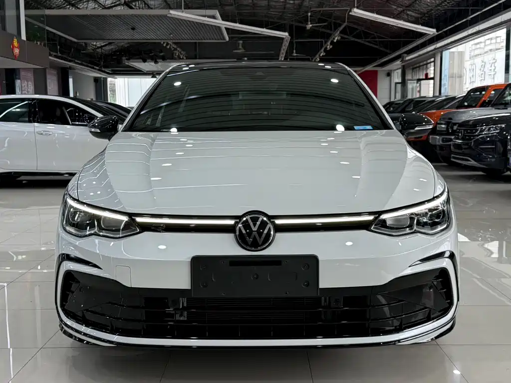 Volkswagen Golf 2022