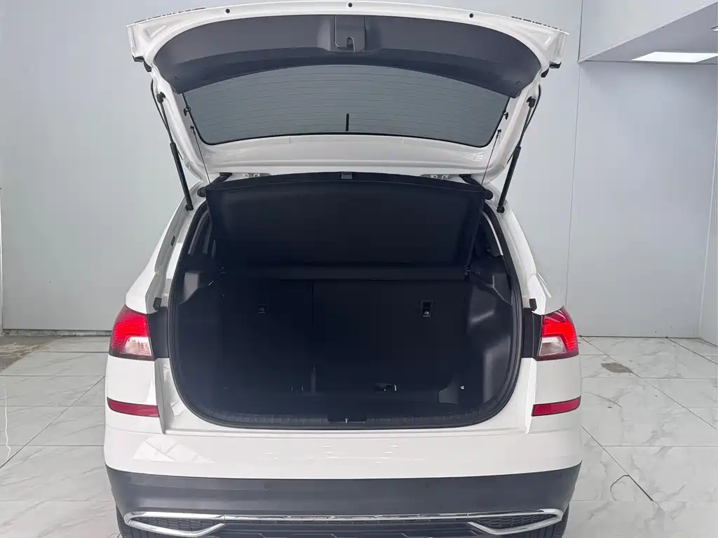 Skoda Kamiq 2023 — фото 15