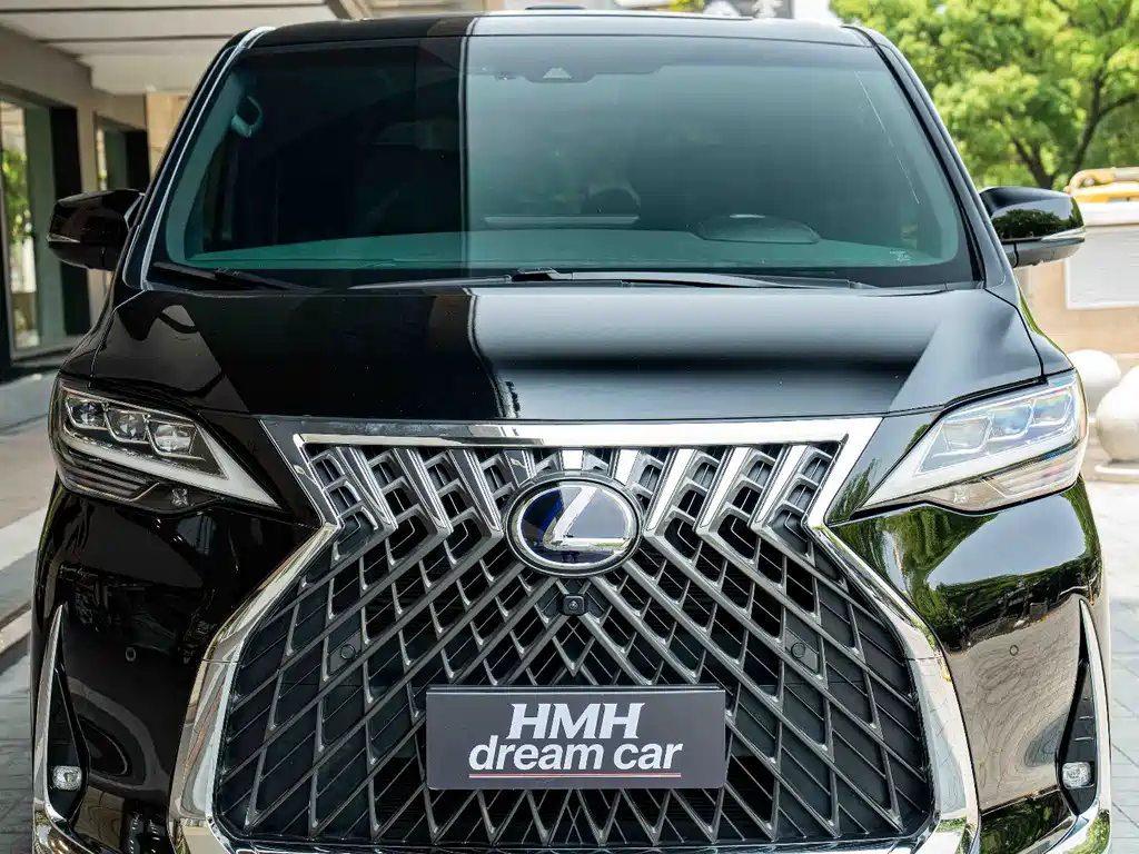 Lexus LM 2023