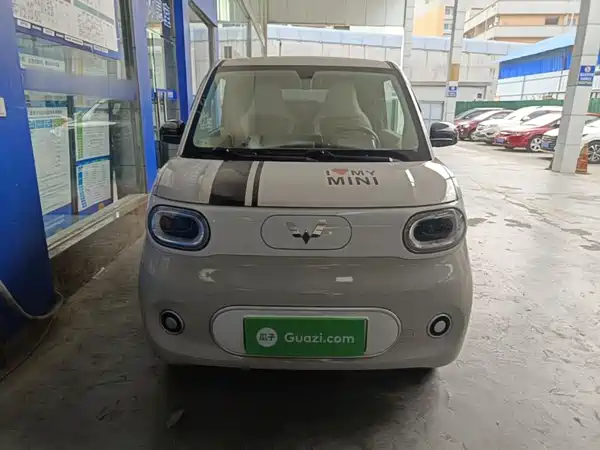 Wuling Hongguang MINIEV 2025