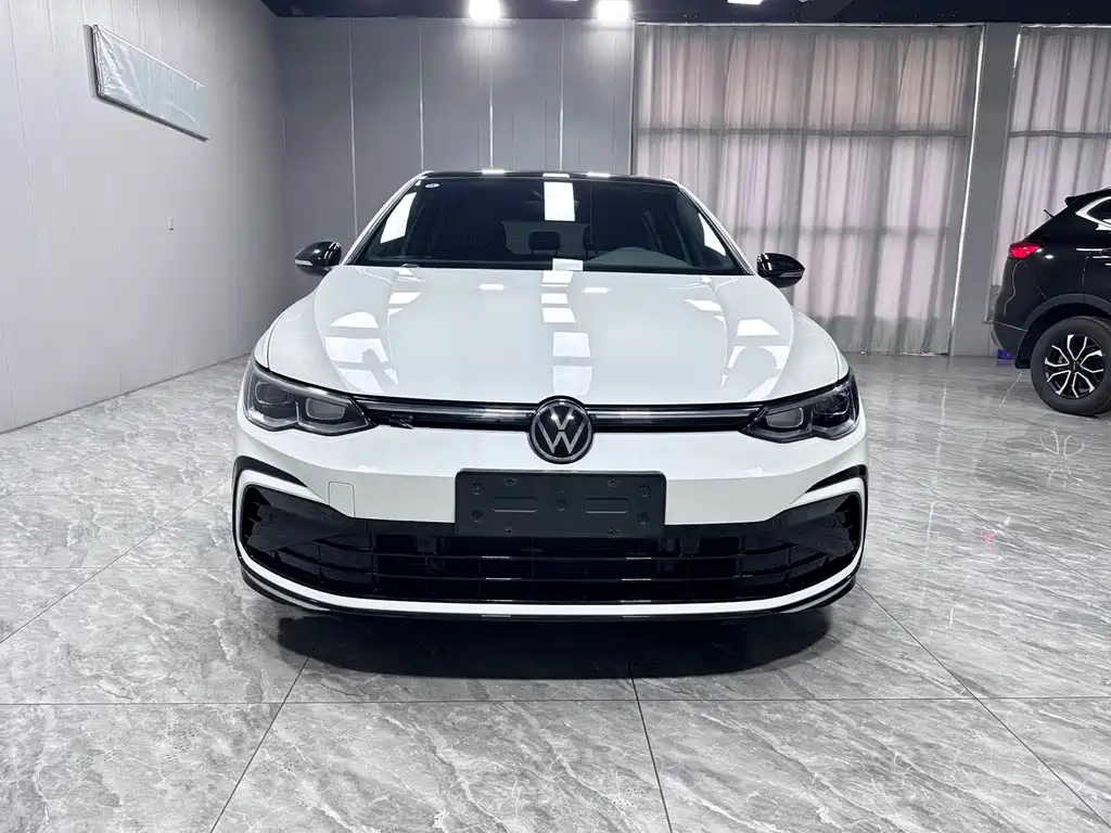 Volkswagen Golf 2022