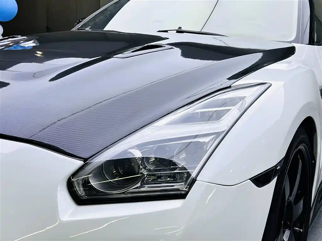 Nissan GT-R 2013 — фото 7