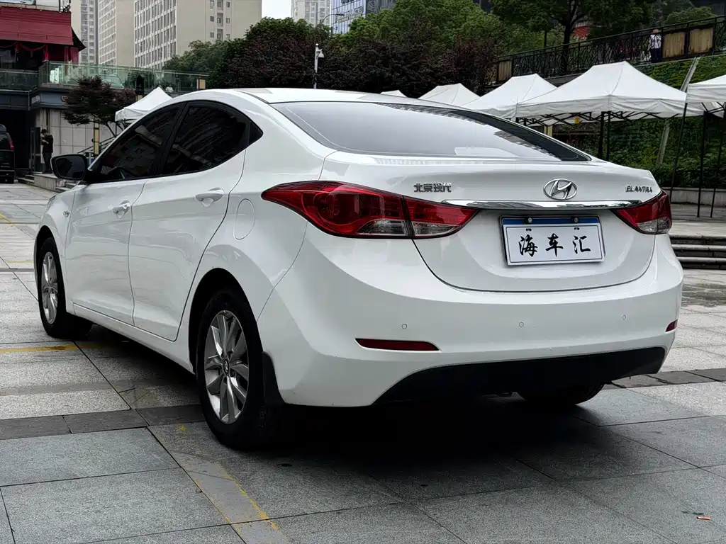 Hyundai Elantra Langdong 2015 — фото 6