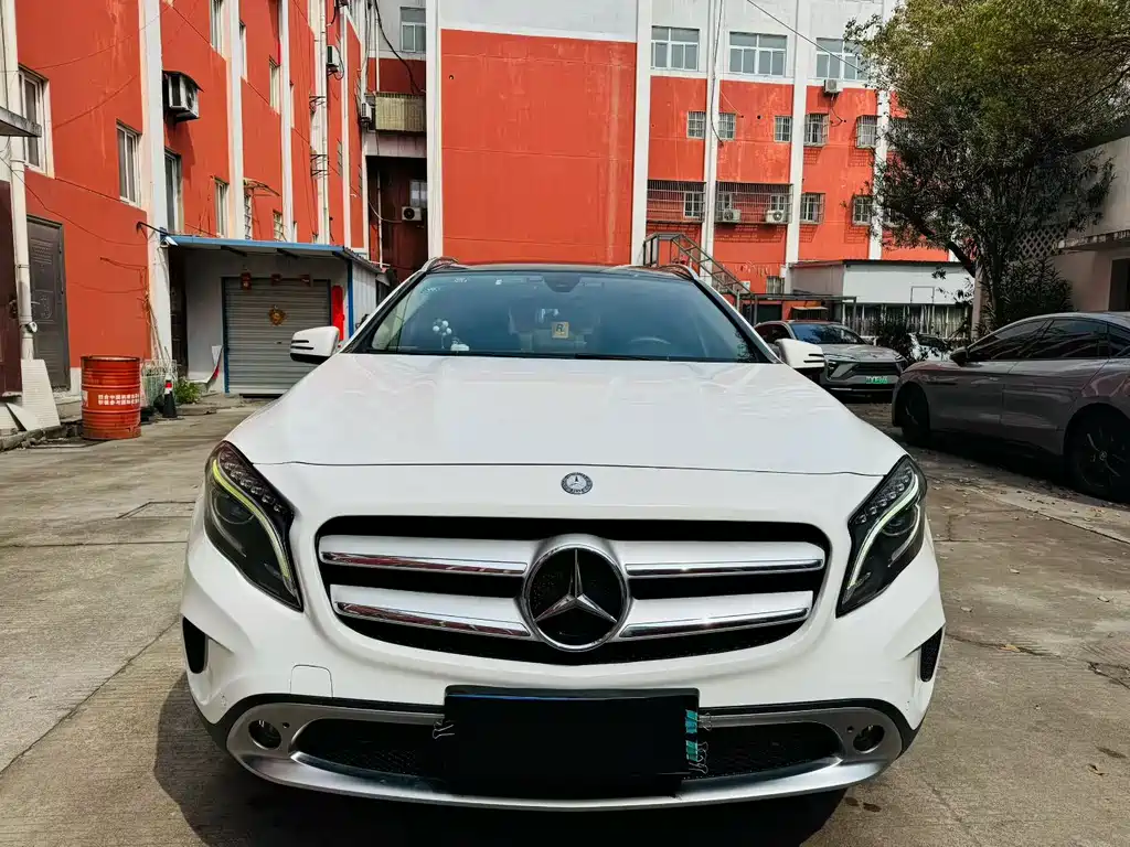 Mercedes-Benz GLA 2016 — фото 2