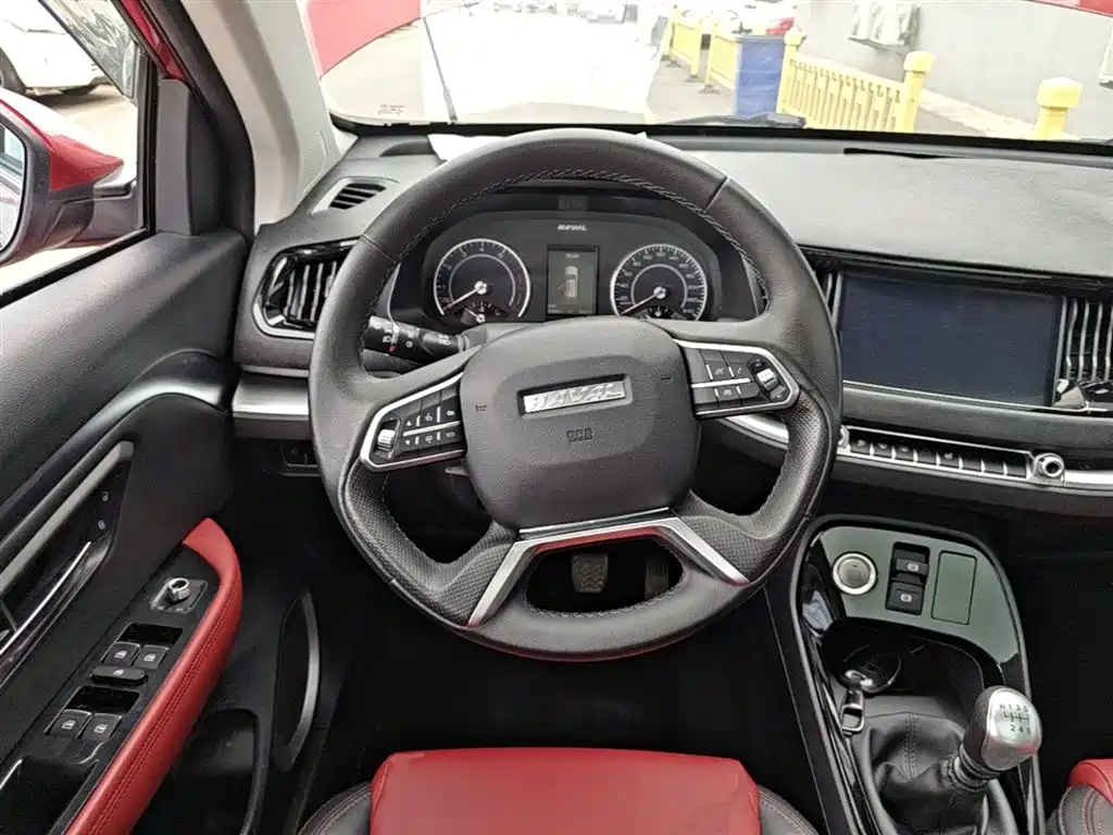 Haval H2s 2017 — фото 11