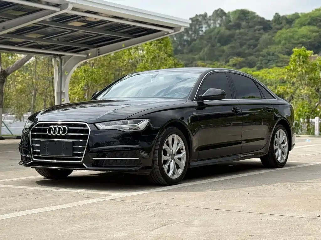 Audi A6L 2018 — фото 1