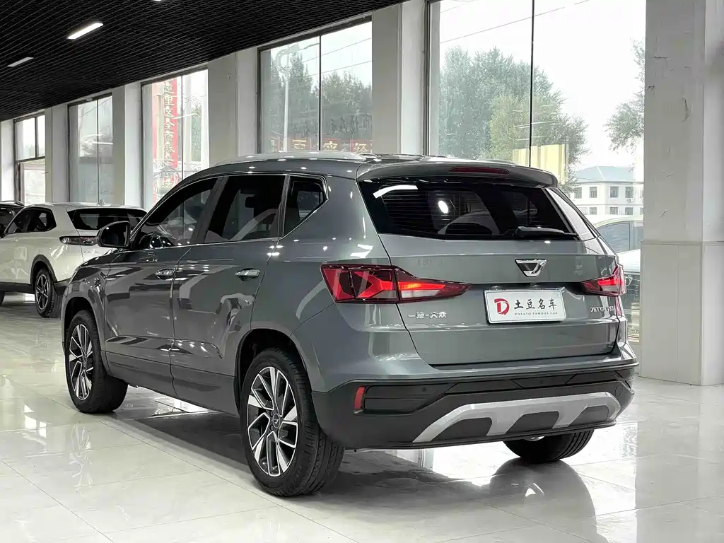 Jetta VS5 2022