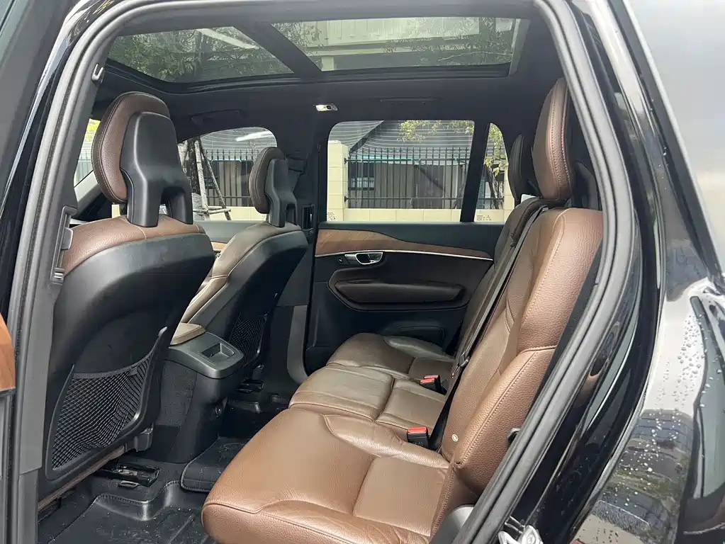 Volvo XC90 2021