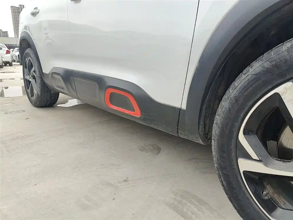 Citroen C5 AIRCROSS 2018 — фото 21