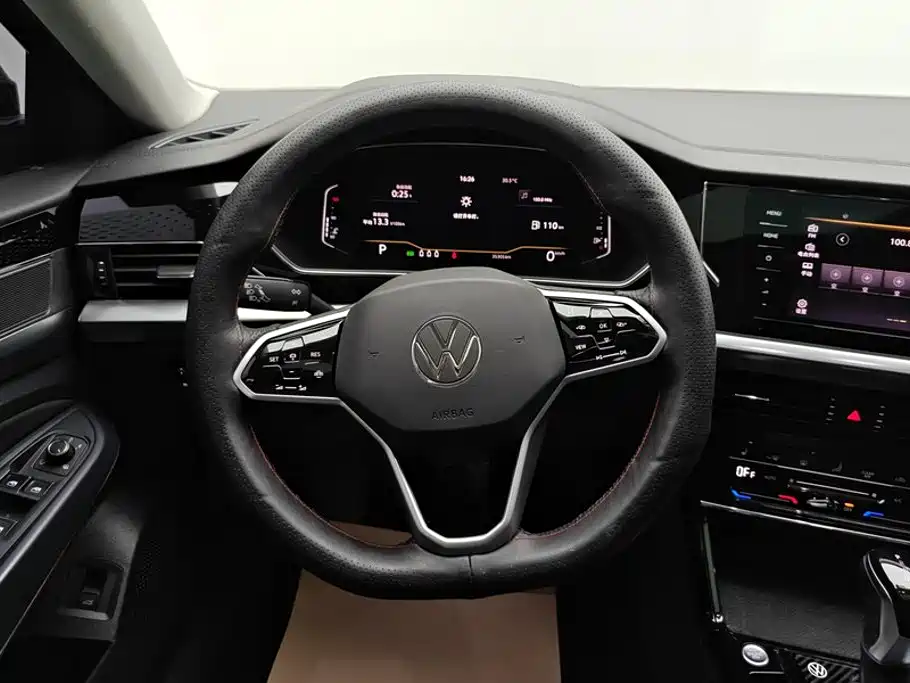 Volkswagen Passat 2023 — фото 15