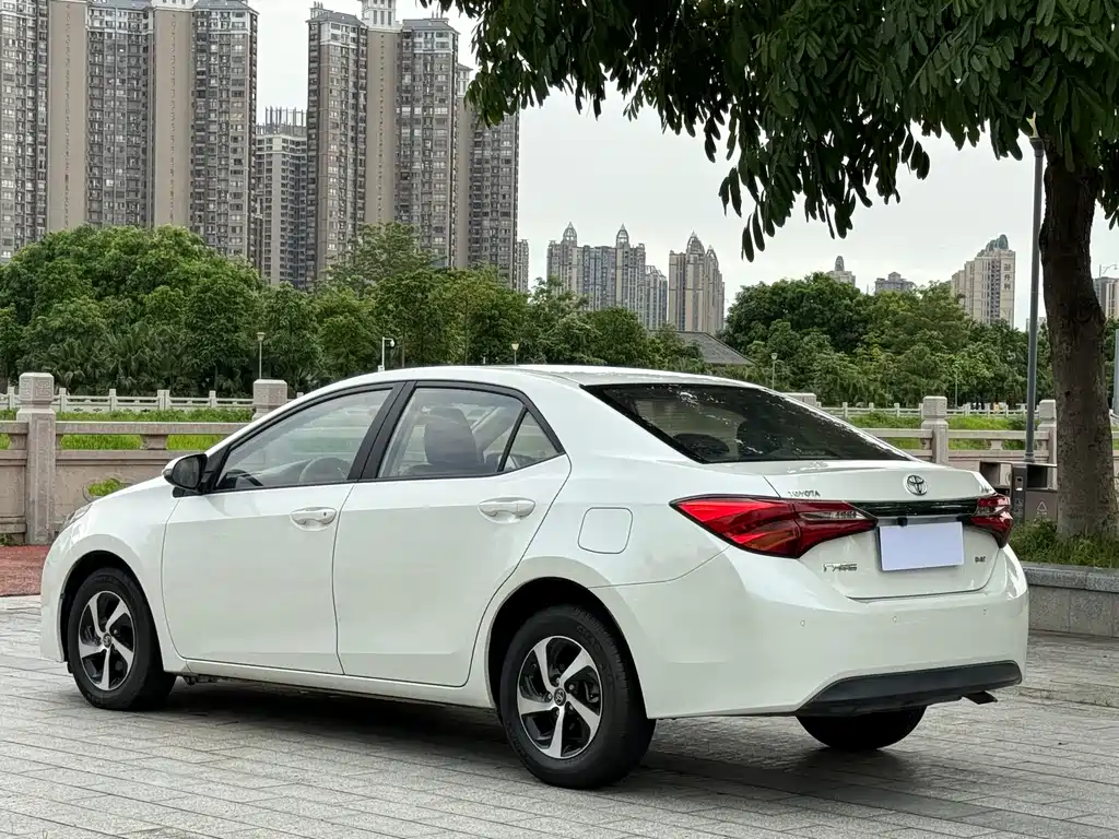 Toyota Levin 2018 — фото 9