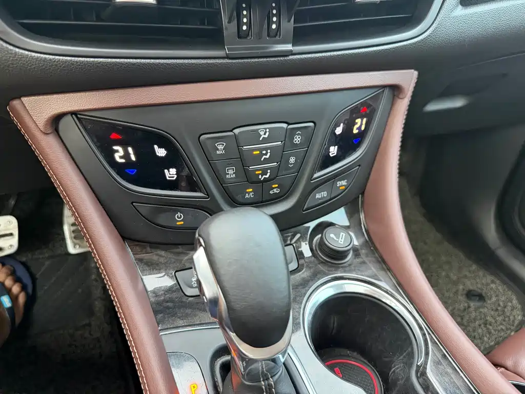 Buick Envision Plus 2015 — фото 14