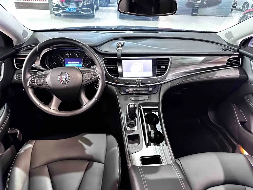 Buick LaCrosse 2022 — фото 11