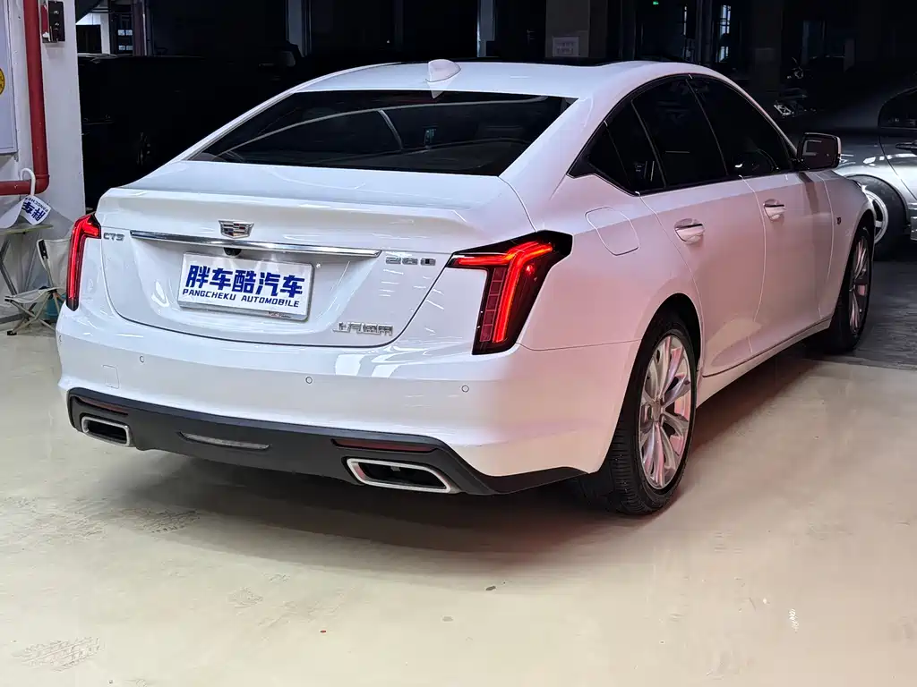 Cadillac CT5 2022 — фото 17