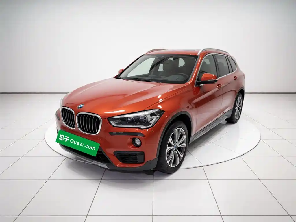 BMW X1 2018 — фото 1