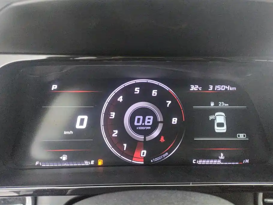 Hyundai Elantra 2023 — фото 14