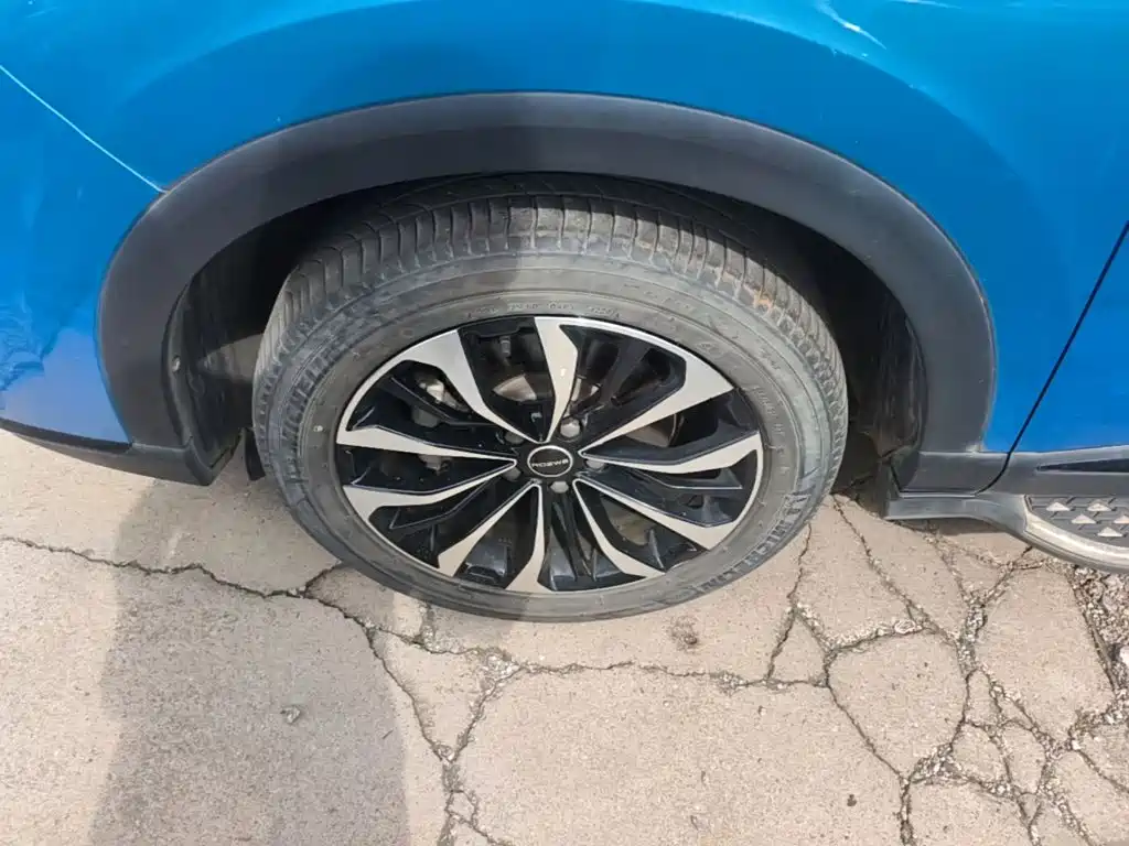Roewe RX5 MAX 2022 — фото 23