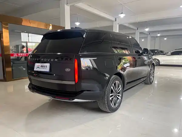 Land Rover Range Rover 2023