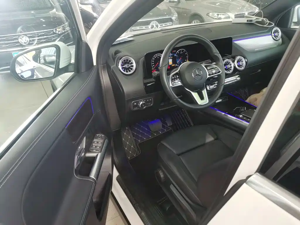 Mercedes-Benz GLA 2023 — фото 16