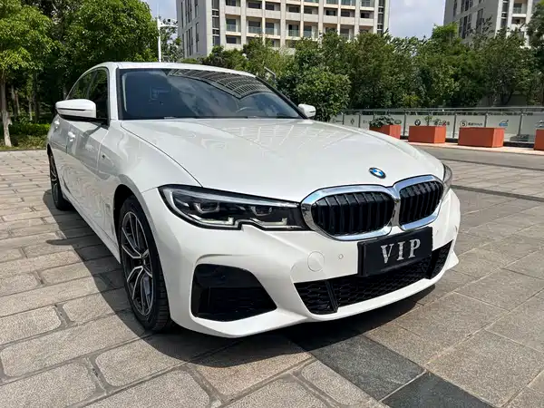 BMW 3 Series 2021