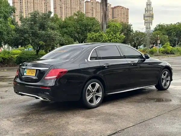 Mercedes-Benz E-Class 2018