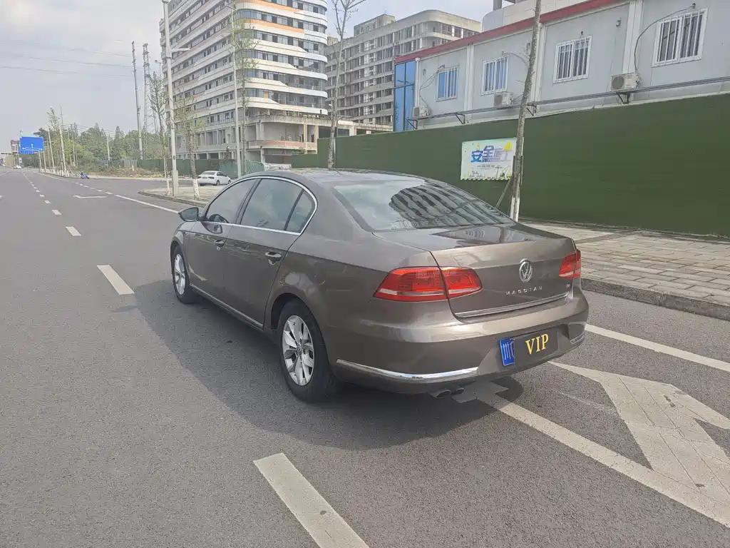 Volkswagen Magotan 2013