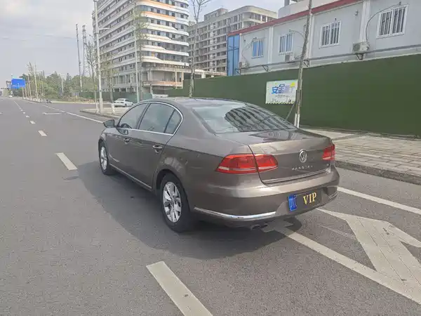 Volkswagen Magotan 2013
