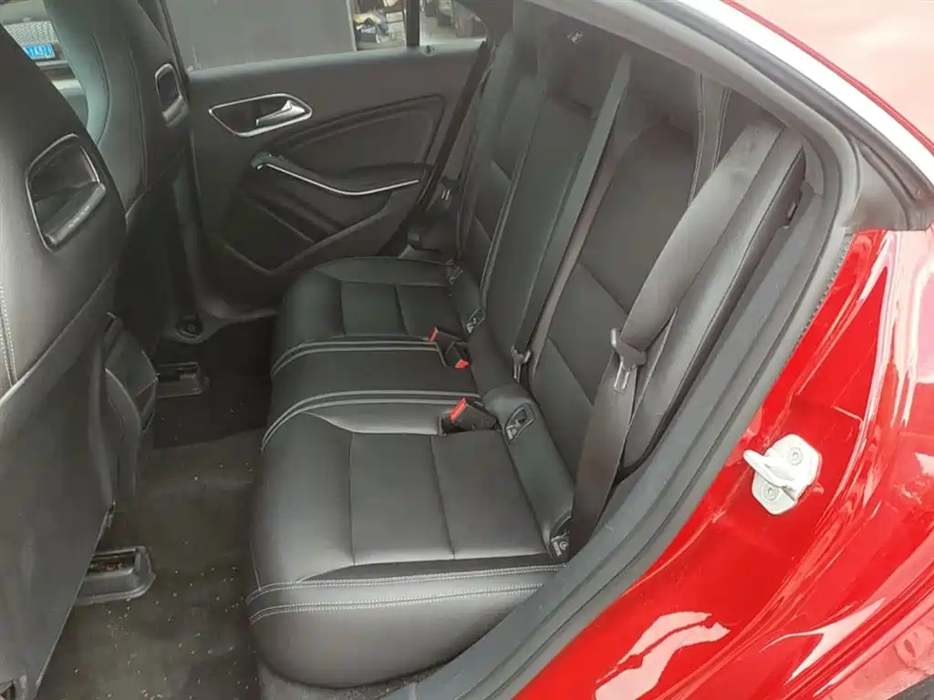 Mercedes-Benz CLA 2018 — фото 17