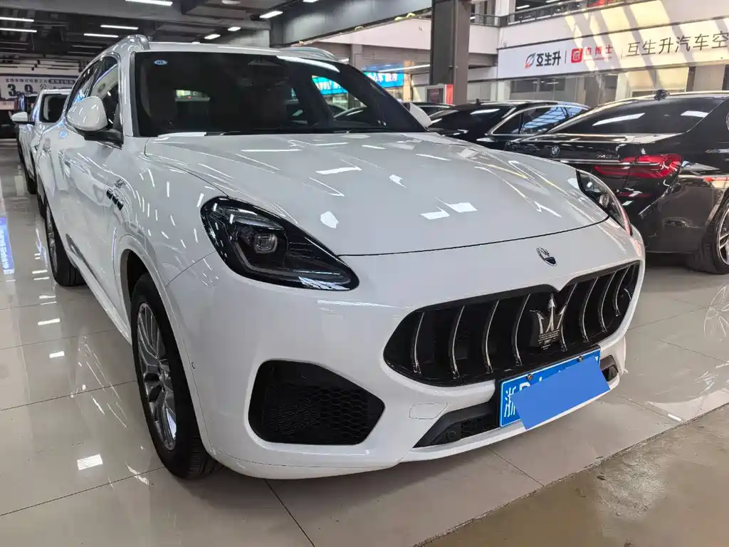 Maserati Grecale 2022