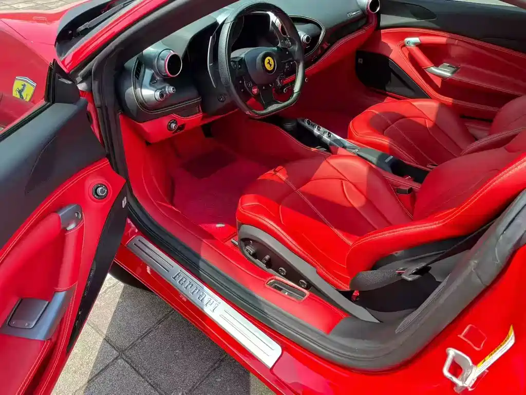 Ferrari F8 2021 — фото 3