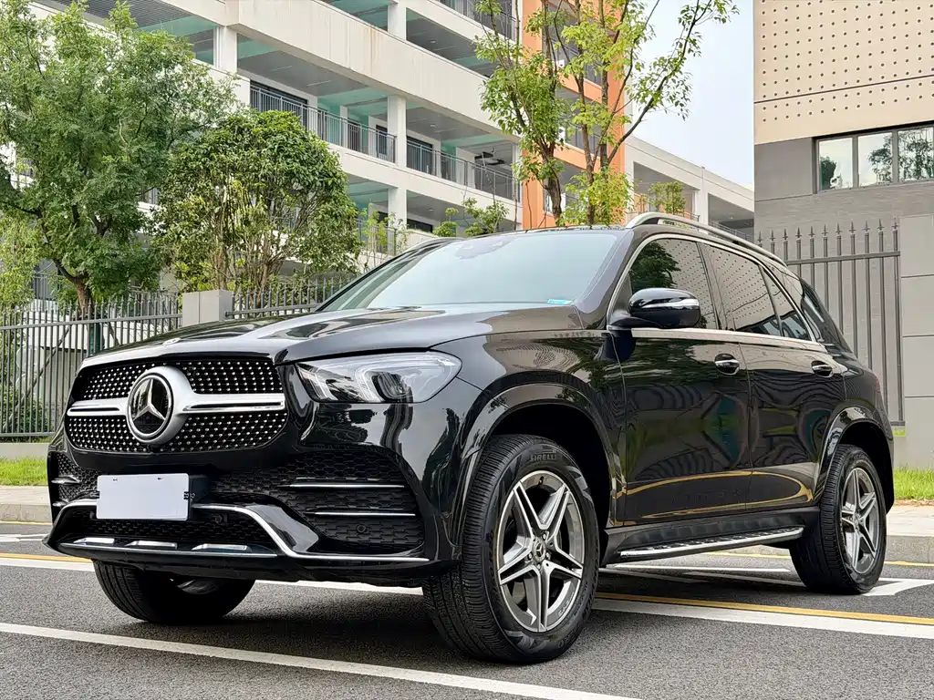 Mercedes-Benz GLE 2021 — фото 1