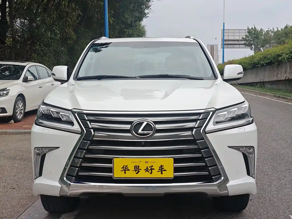 Lexus LX 2016 — фото 2