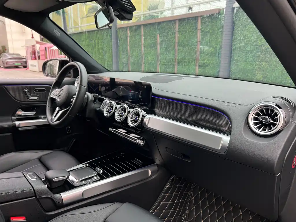 Mercedes-Benz GLB 2023 — фото 11